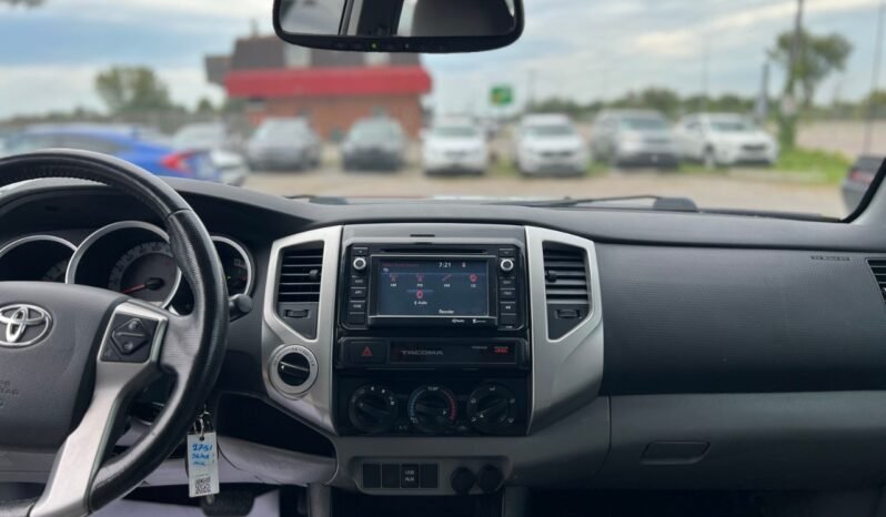 
								2015 Toyota Tacoma 4WD Double Cab V6 Auto full									