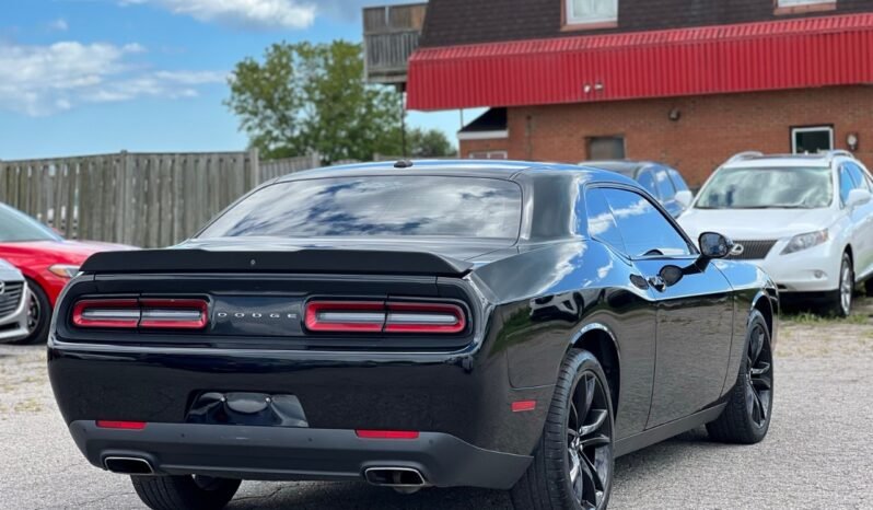 
								2017 Dodge Challenger 2dr Cpe SXT Plus full									