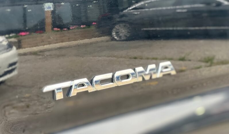 
								2015 Toyota Tacoma 4WD Double Cab V6 Auto full									