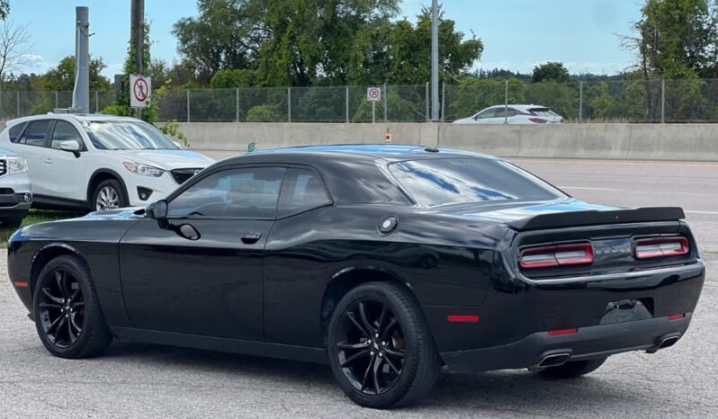 
								2017 Dodge Challenger 2dr Cpe SXT Plus full									