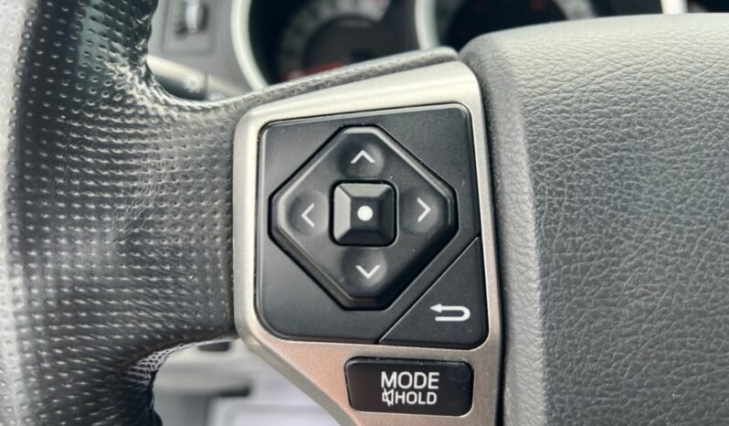
								2015 Toyota Tacoma 4WD Double Cab V6 Auto full									