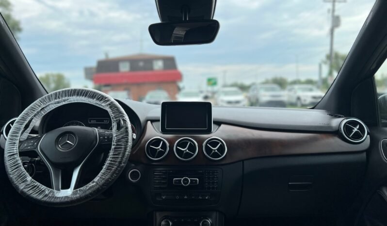 
								2014 Mercedes-Benz B-Class B 250 Sports Tourer full									