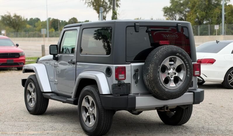 
								2017 Jeep Wrangler 4WD 2dr Sahara full									