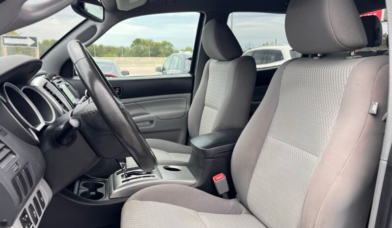 
								2015 Toyota Tacoma 4WD Double Cab V6 Auto full									