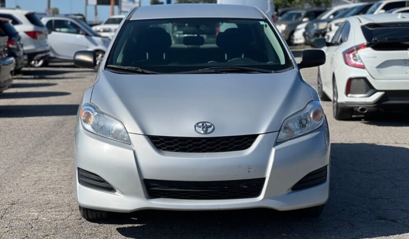 
								2013 Toyota Matrix 4dr Wgn Auto FWD full									