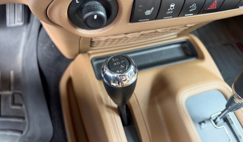 
								2017 Jeep Wrangler 4WD 2dr Sahara full									