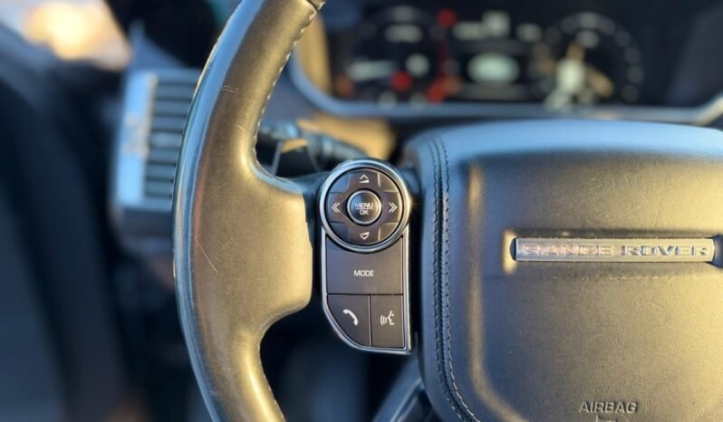 
								2016 Land Rover Range Rover 4WD 4dr Td6 HSE full									