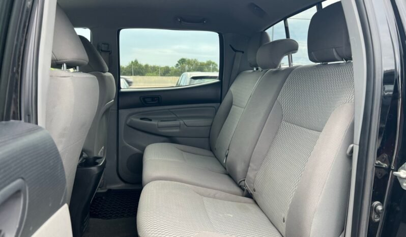 
								2015 Toyota Tacoma 4WD Double Cab V6 Auto full									
