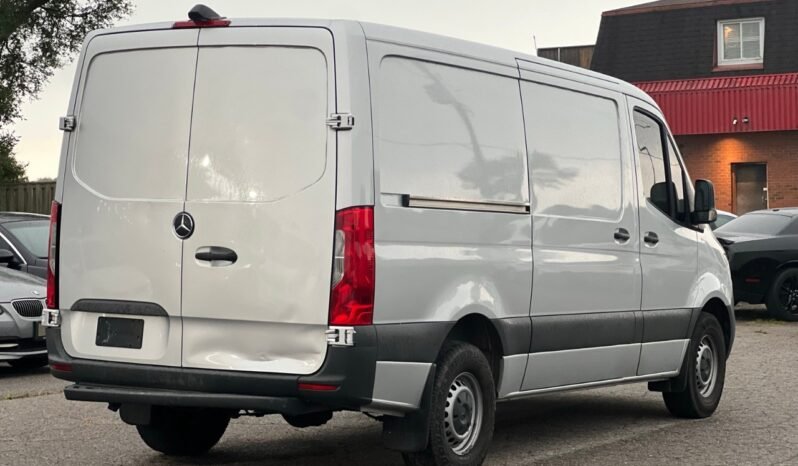 
								2021 Mercedes-Benz Sprinter Cargo Van 2500 Standard Roof I4 144″ full									