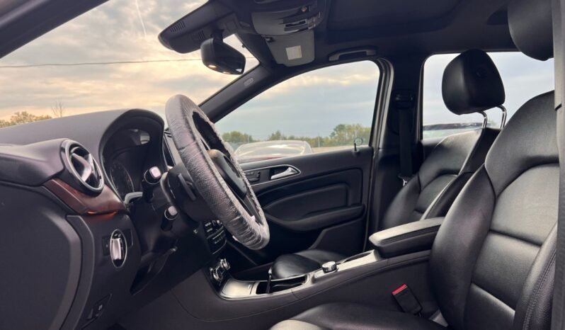 
								2014 Mercedes-Benz B-Class B 250 Sports Tourer full									