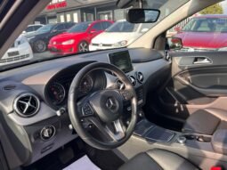 
										2016 Mercedes-Benz B-Class B 250 Sports Tourer 4MATIC full									