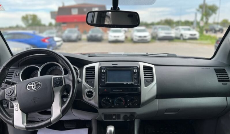 
								2015 Toyota Tacoma 4WD Double Cab V6 Auto full									