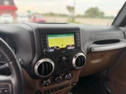
										2017 Jeep Wrangler 4WD 2dr Sahara full									