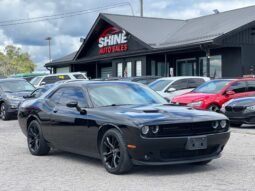 2017 Dodge Challenger 2dr Cpe SXT Plus