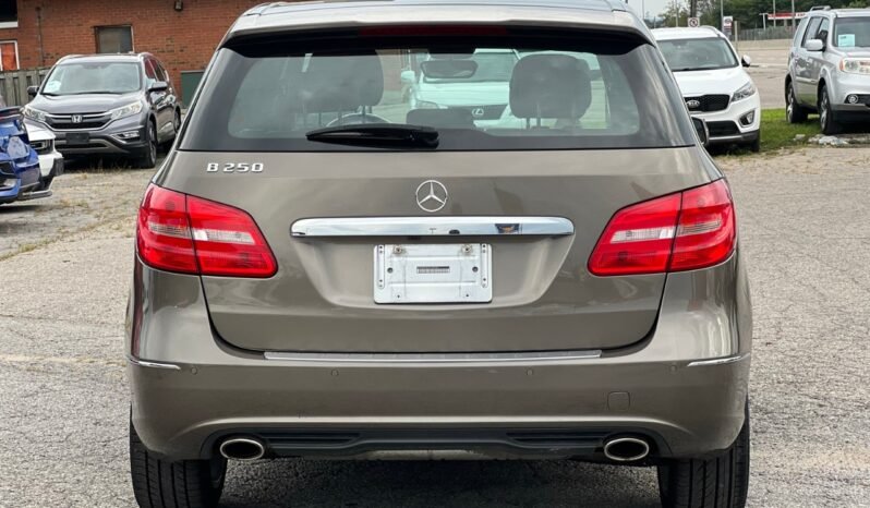 
								2014 Mercedes-Benz B-Class B 250 Sports Tourer full									