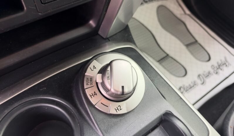 
								2014 Toyota 4Runner 4WD 4dr V6 SR5 full									