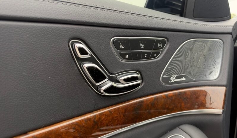 
								2015 Mercedes-Benz S-Class S 550 LWB 4MATIC Sedan full									