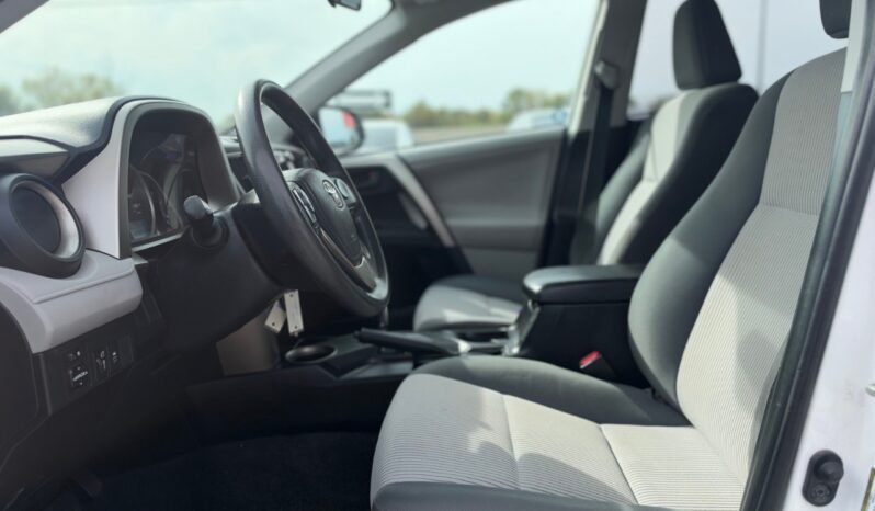 
								2013 Toyota RAV4 FWD 4dr LE full									