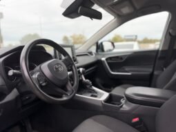 
										2022 Toyota RAV4 LE AWD full									