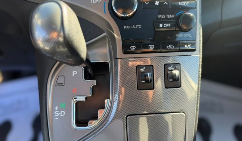 
								2016 Toyota Venza full									