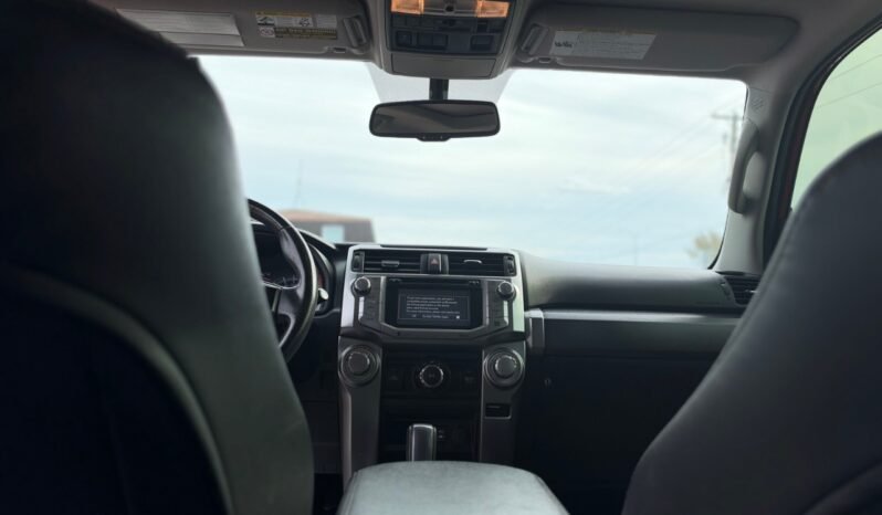 
								2014 Toyota 4Runner 4WD 4dr V6 SR5 full									