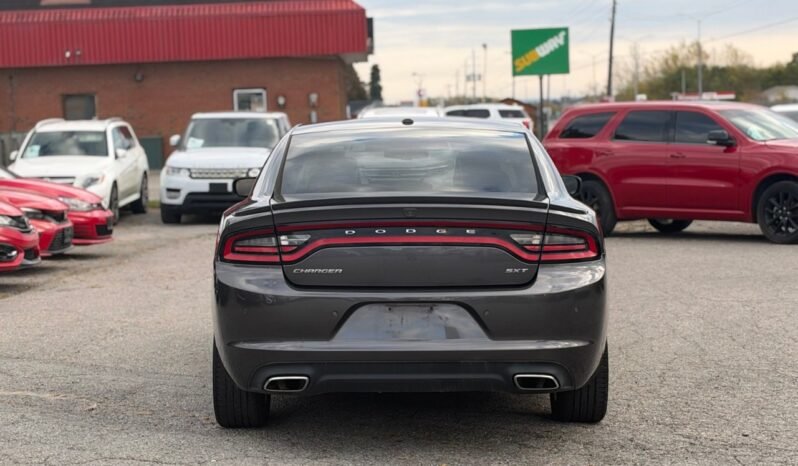 
								2015 Dodge Charger 4dr Sdn SXT RWD full									