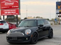 
										2012 MINI Cooper Hardtop 2dr Cpe Baker Street Edition full									