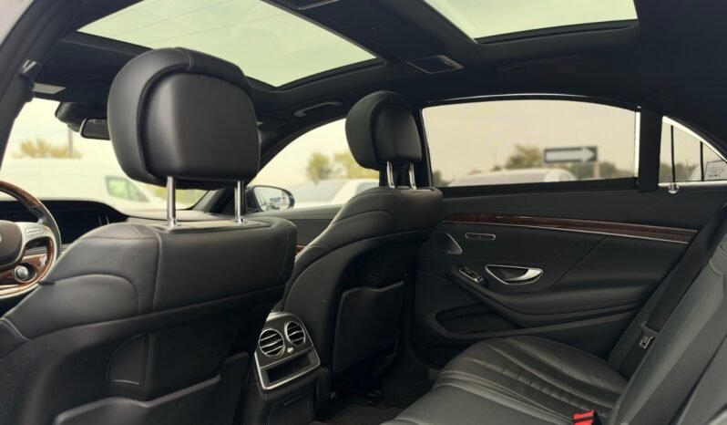 
								2015 Mercedes-Benz S-Class S 550 LWB 4MATIC Sedan full									