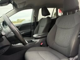 
										2022 Toyota RAV4 LE AWD full									