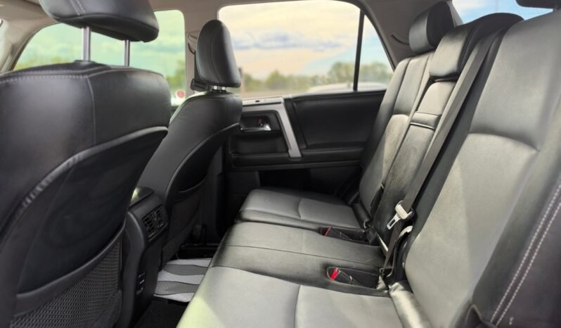 
								2014 Toyota 4Runner 4WD 4dr V6 SR5 full									