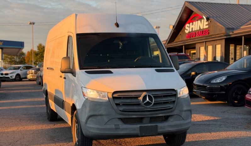 2019 Mercedes-Benz Sprinter Cargo Van 2500 High Roof V6 170"
