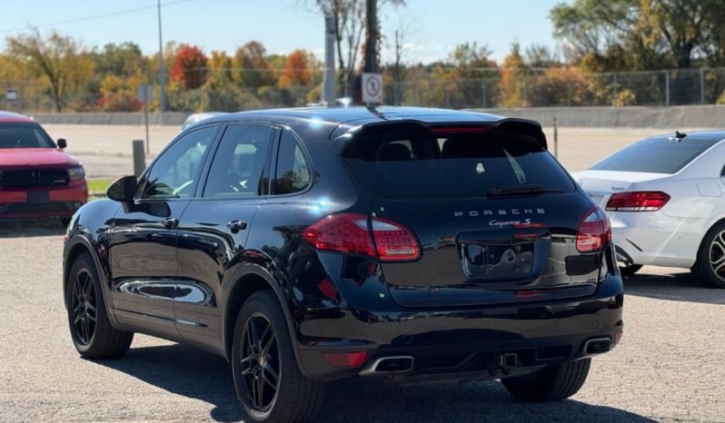 
								2014 Porsche Cayenne AWD 4dr S full									