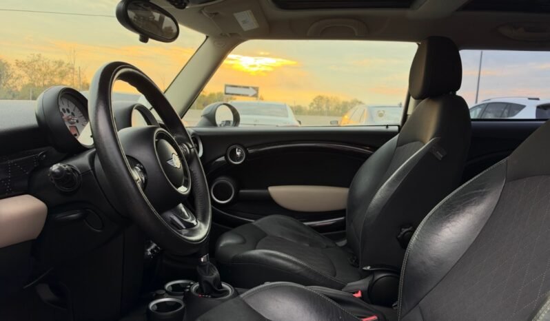 
								2012 MINI Cooper Hardtop 2dr Cpe Baker Street Edition full									