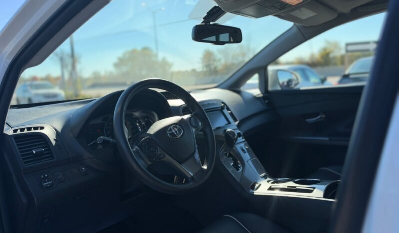 
								2016 Toyota Venza full									