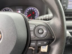 
										2022 Toyota RAV4 LE AWD full									