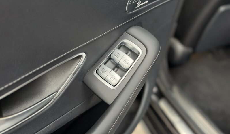 
								2015 Mercedes-Benz S-Class S 550 LWB 4MATIC Sedan full									