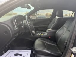 
										2015 Dodge Charger 4dr Sdn SXT RWD full									