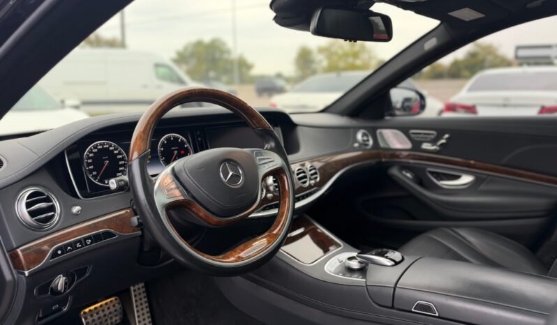 
								2015 Mercedes-Benz S-Class S 550 LWB 4MATIC Sedan full									