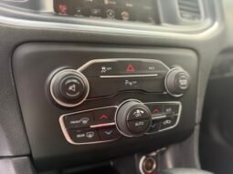 
										2015 Dodge Charger 4dr Sdn SXT RWD full									