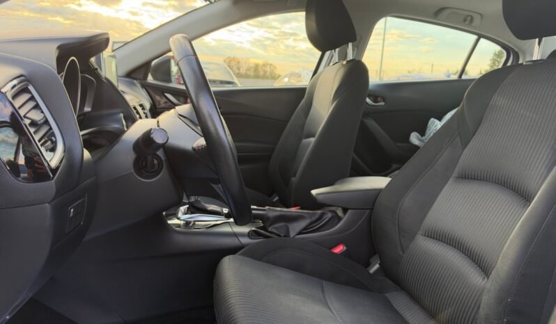 
								2016 Mazda Mazda3 4dr Sdn Auto GS full									