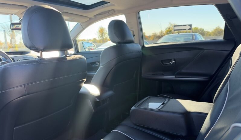 
								2016 Toyota Venza full									